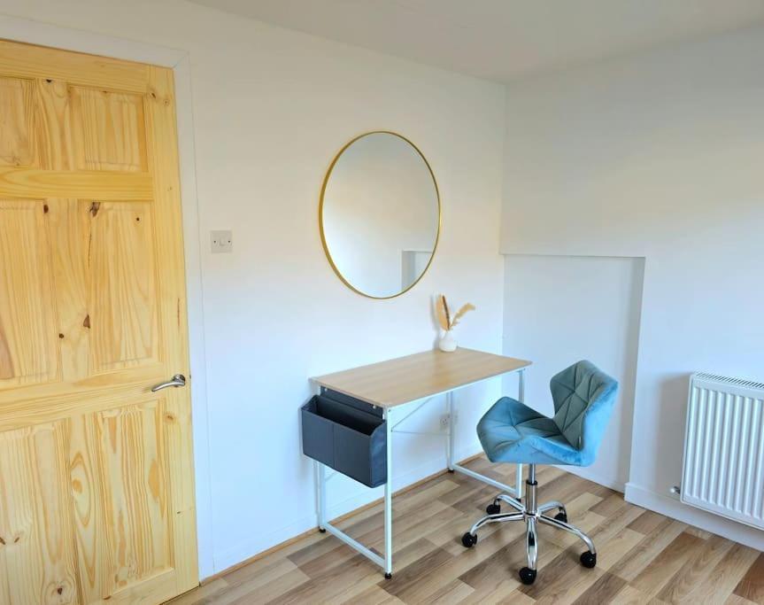 Spacious Haven With Free Parking Glasgow Exterior foto